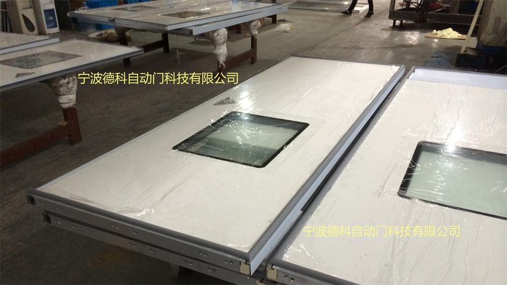 怎么使医院门显得更专业